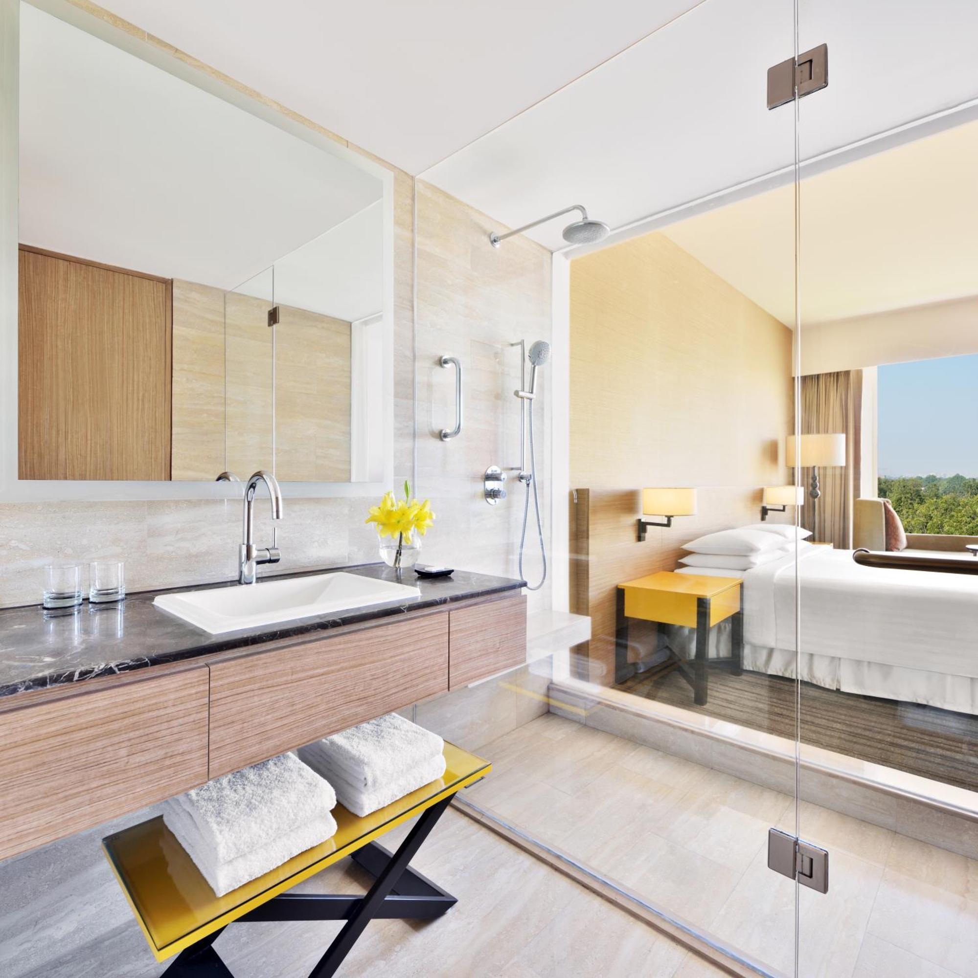 Hotel Courtyard By Marriott Bengaluru Outer Ring Road Extérieur photo