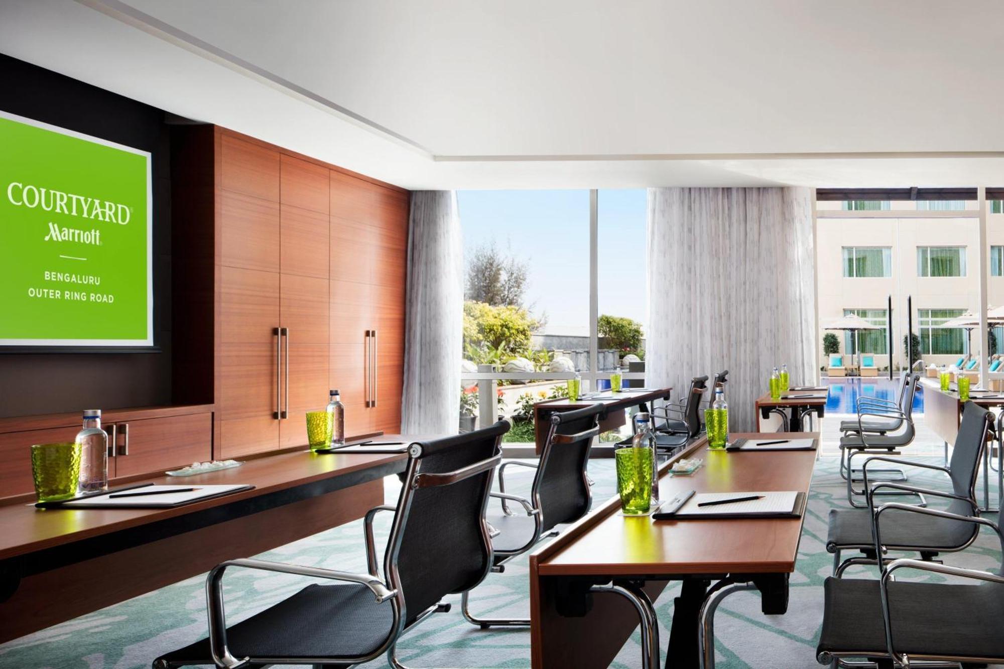 Hotel Courtyard By Marriott Bengaluru Outer Ring Road Extérieur photo