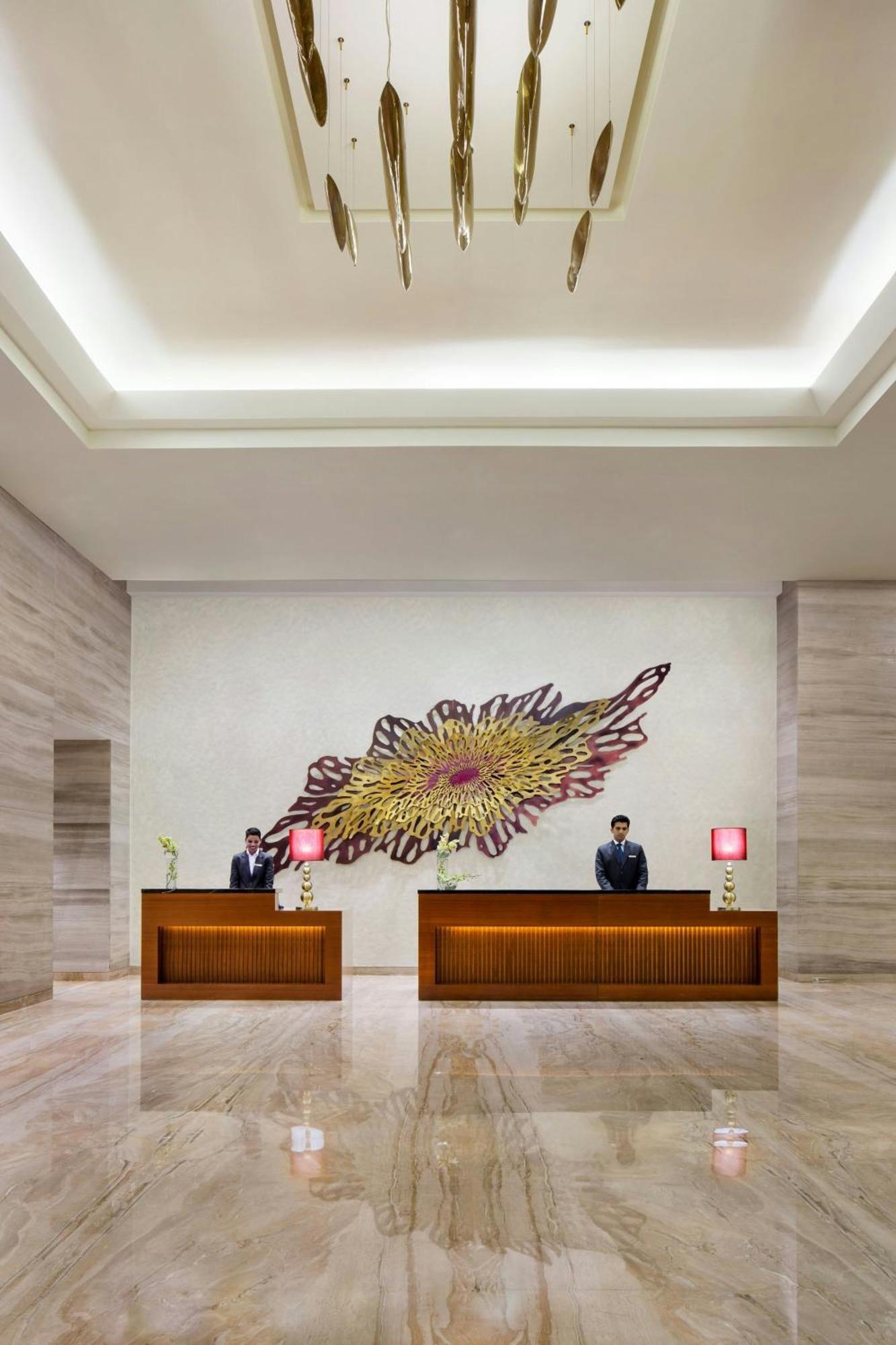 Hotel Courtyard By Marriott Bengaluru Outer Ring Road Extérieur photo