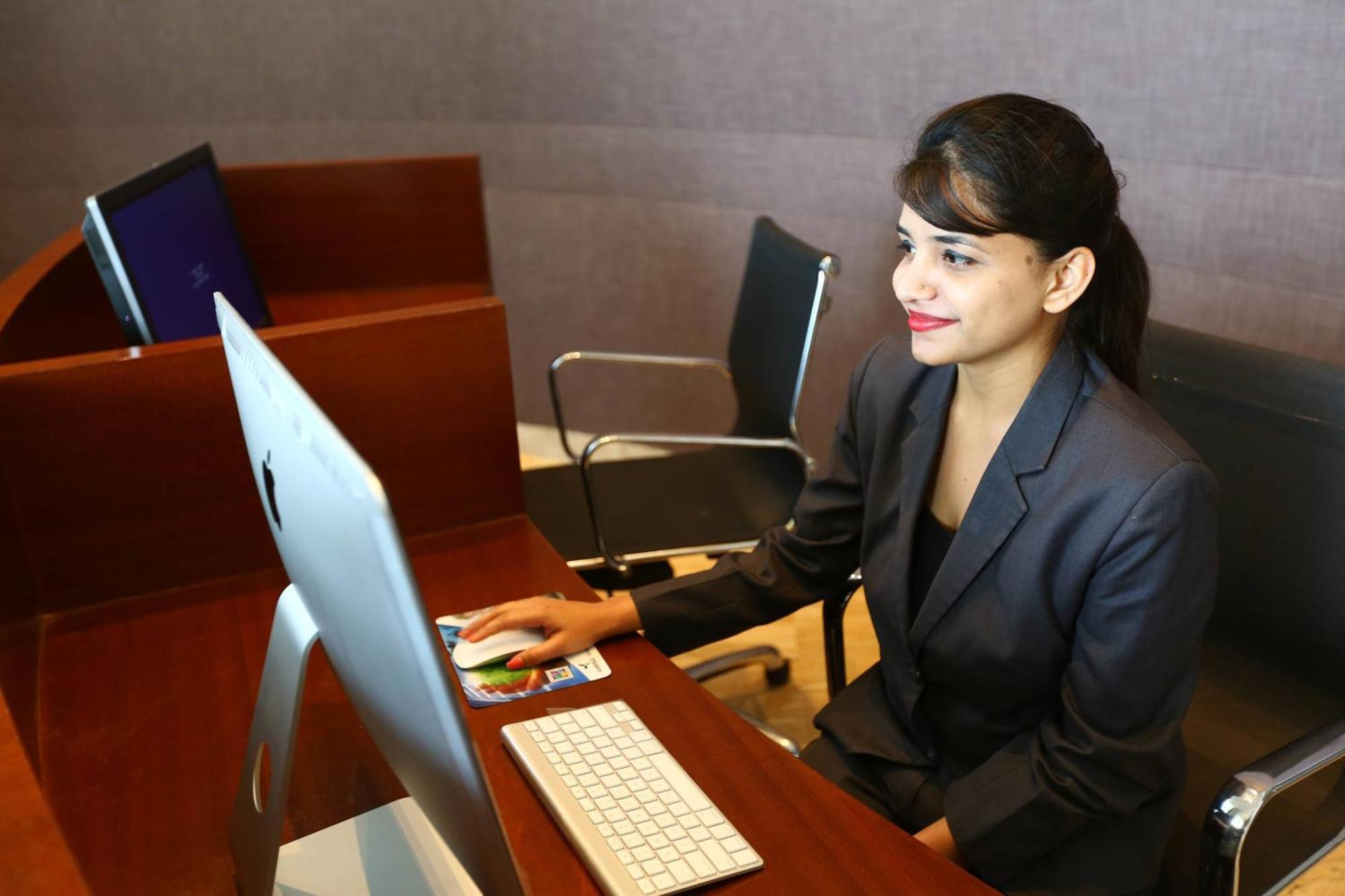 Hotel Courtyard By Marriott Bengaluru Outer Ring Road Extérieur photo