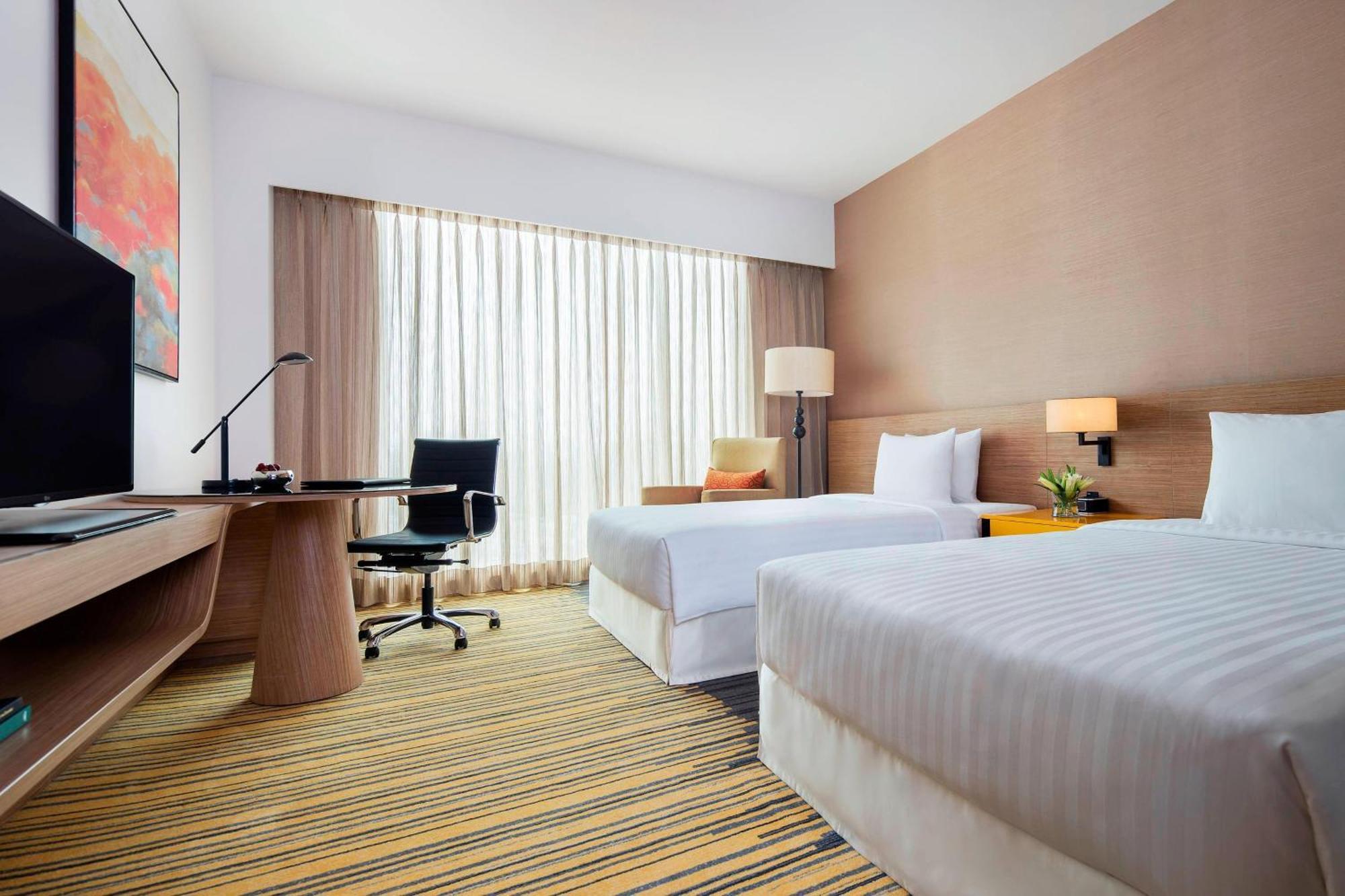 Hotel Courtyard By Marriott Bengaluru Outer Ring Road Extérieur photo