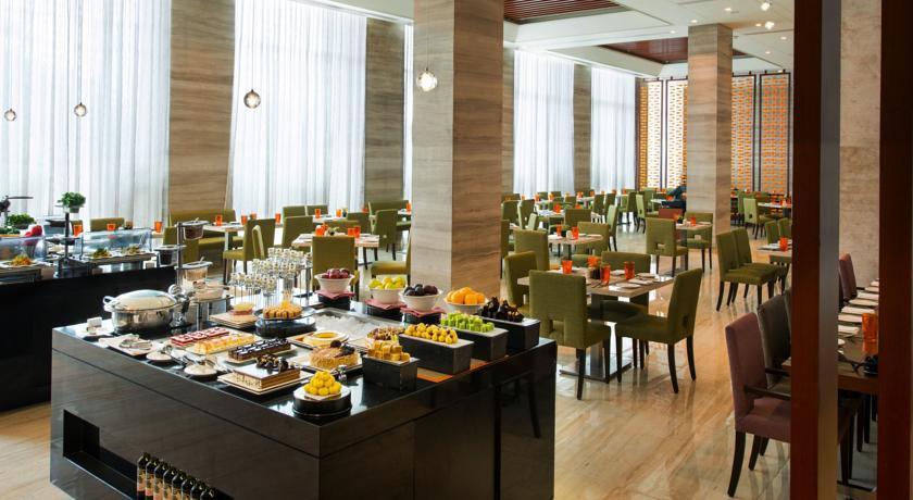 Hotel Courtyard By Marriott Bengaluru Outer Ring Road Extérieur photo