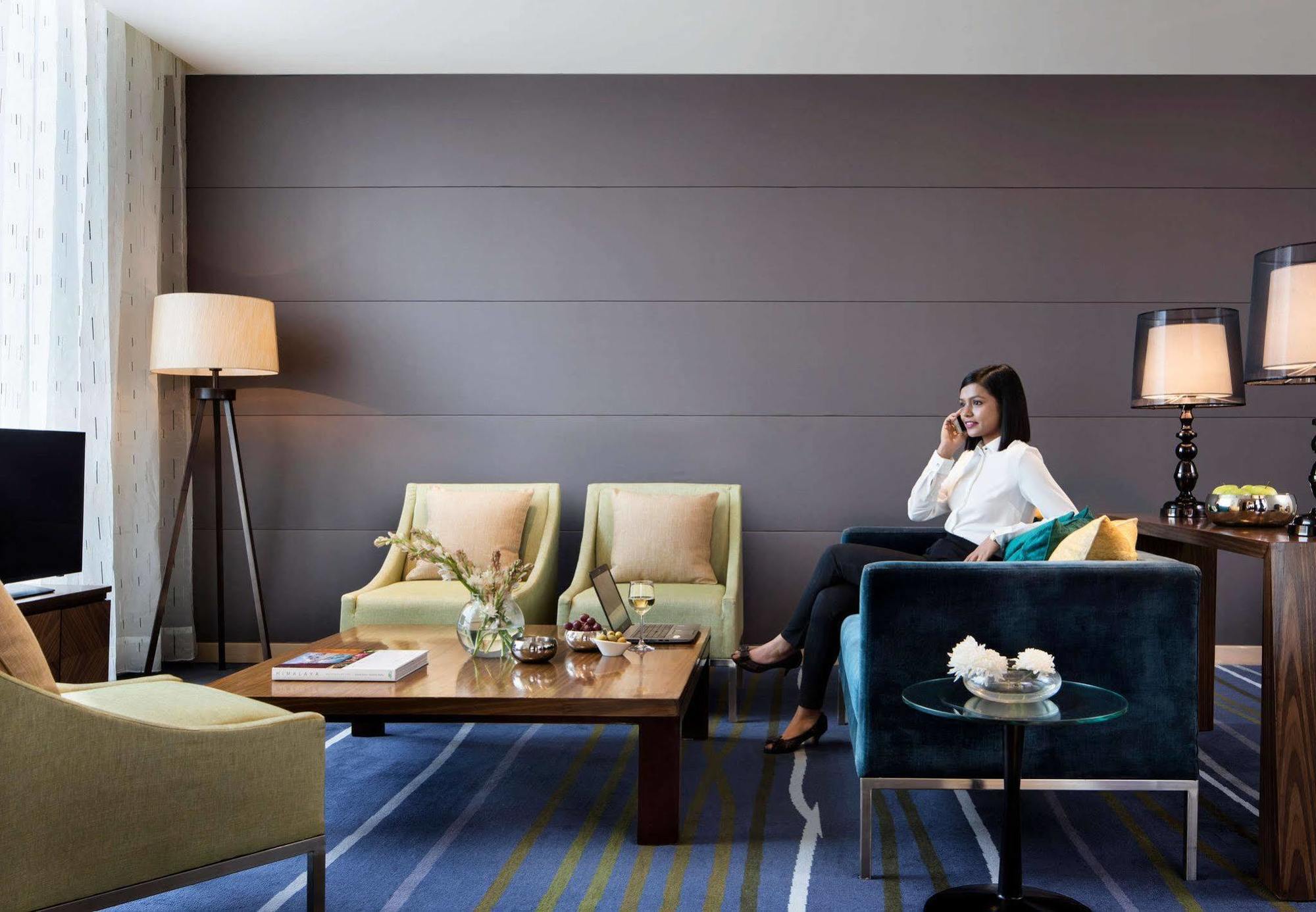 Hotel Courtyard By Marriott Bengaluru Outer Ring Road Extérieur photo